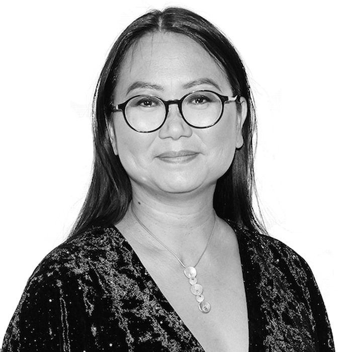 Person in glasses - Winnifred-Jong